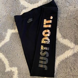 Nike small leggings